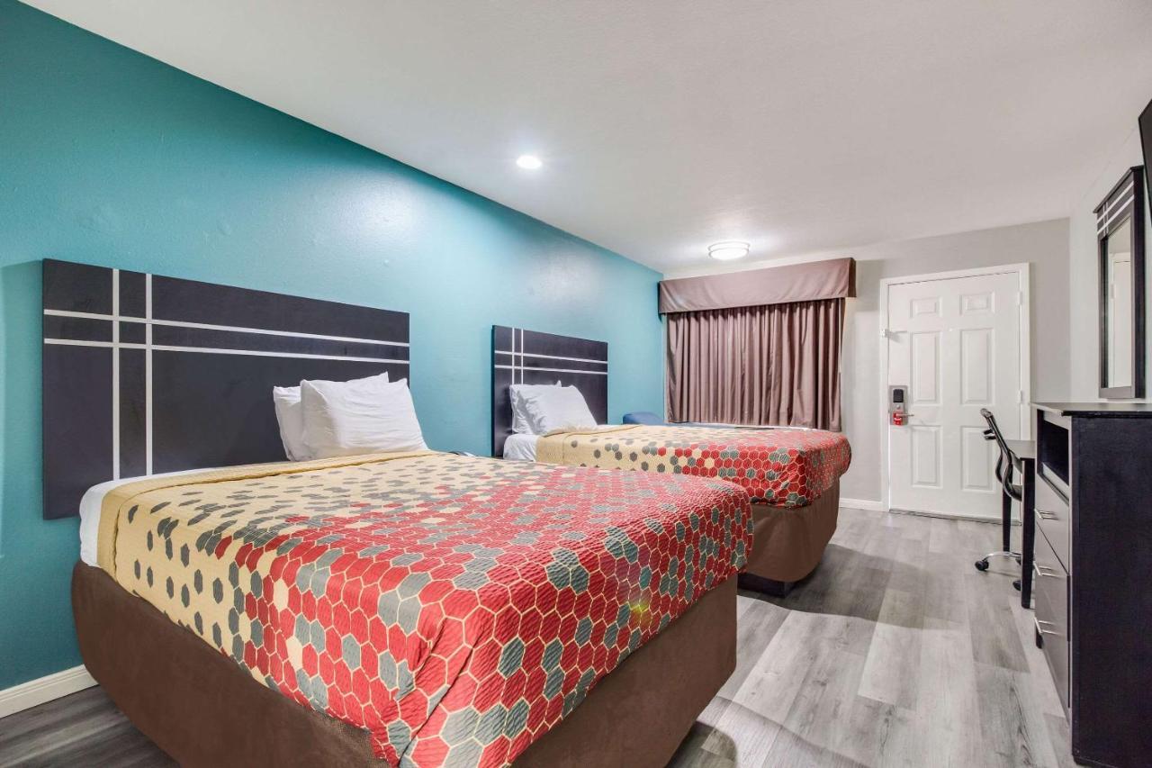 Econo Lodge Houston Brookhollow Εξωτερικό φωτογραφία