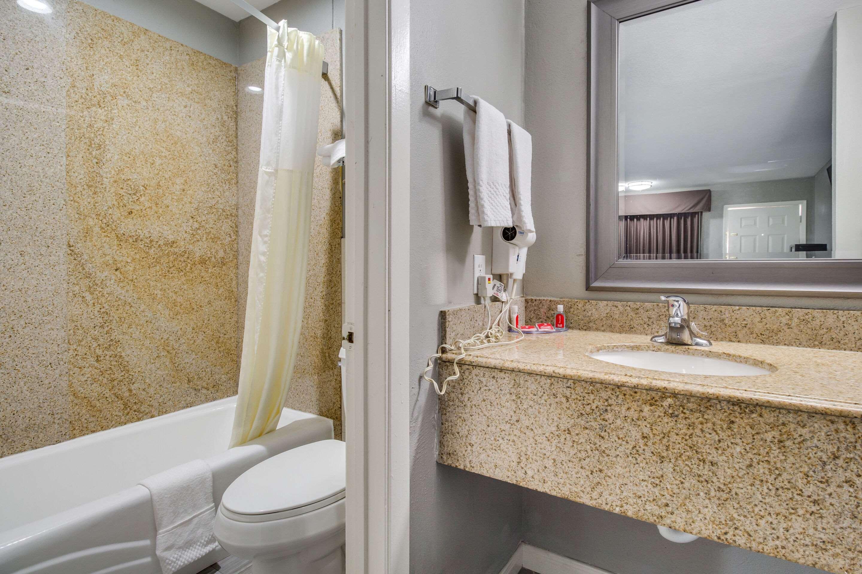 Econo Lodge Houston Brookhollow Εξωτερικό φωτογραφία