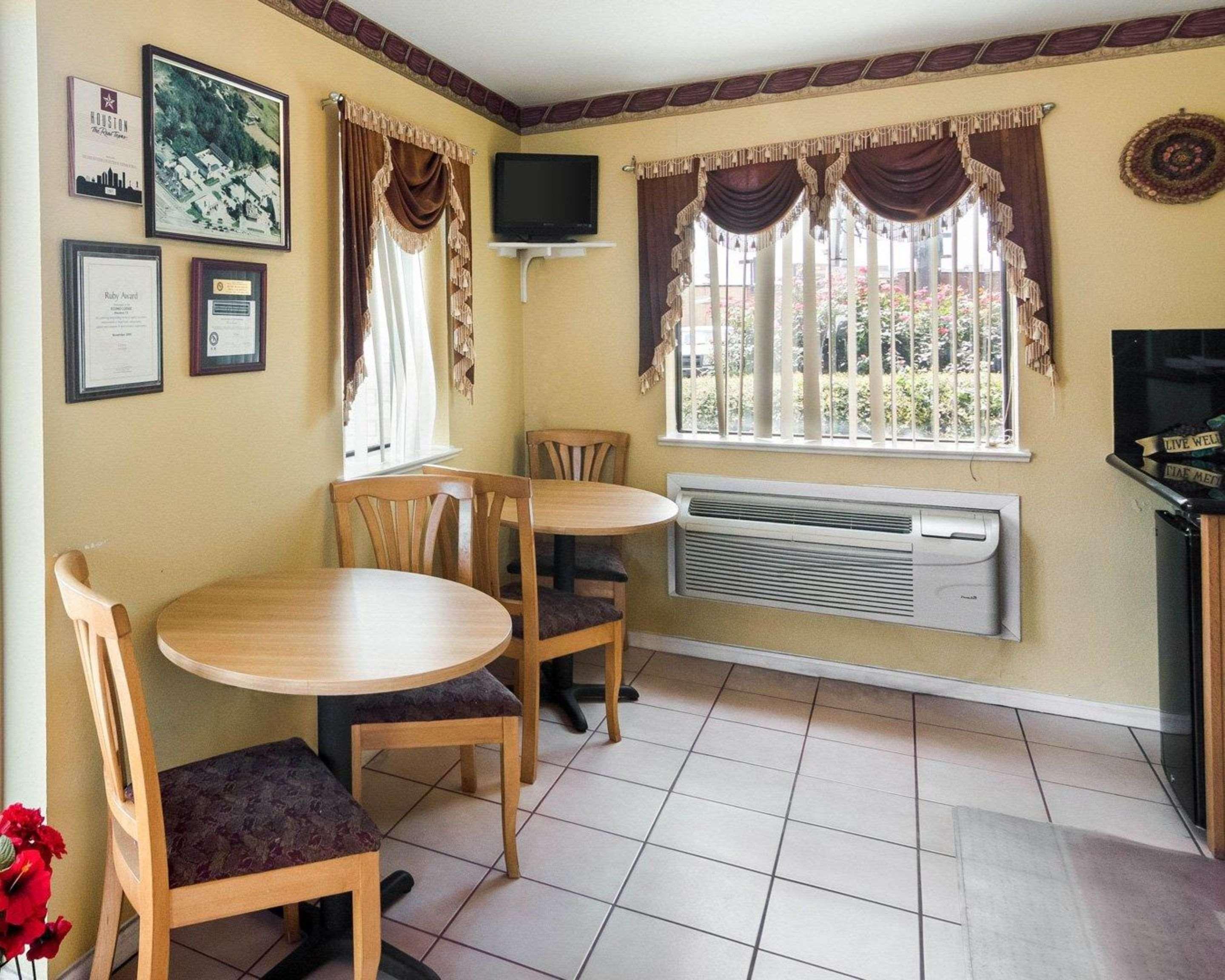 Econo Lodge Houston Brookhollow Εξωτερικό φωτογραφία
