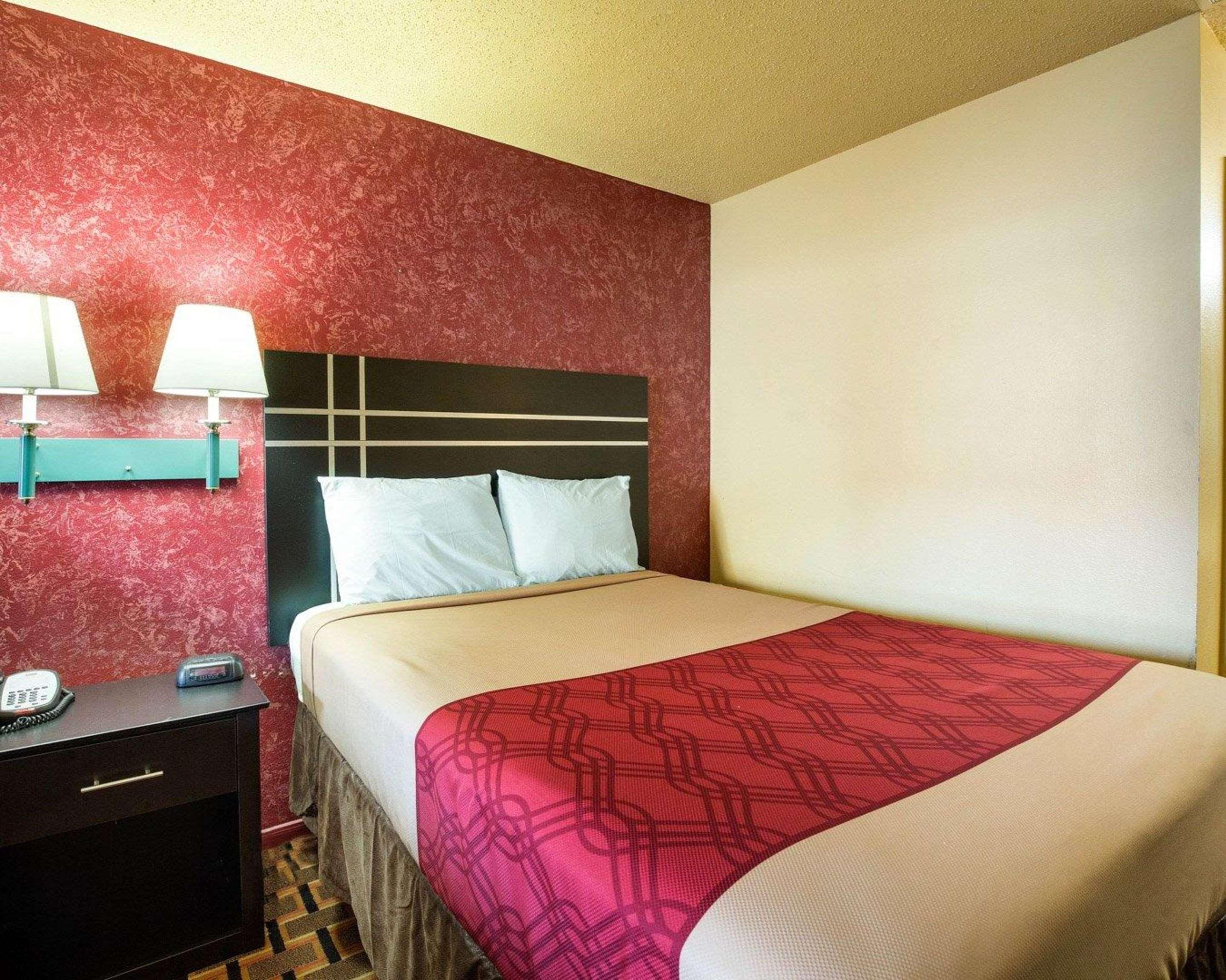 Econo Lodge Houston Brookhollow Εξωτερικό φωτογραφία